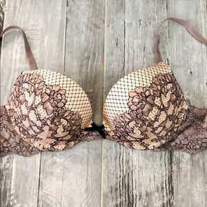 VICTORIA’S SECRET DREAM ANGELS PUSH-UP BRA 32C
